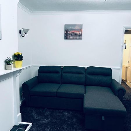Holiday House Near Football Ground Nottingham Esterno foto